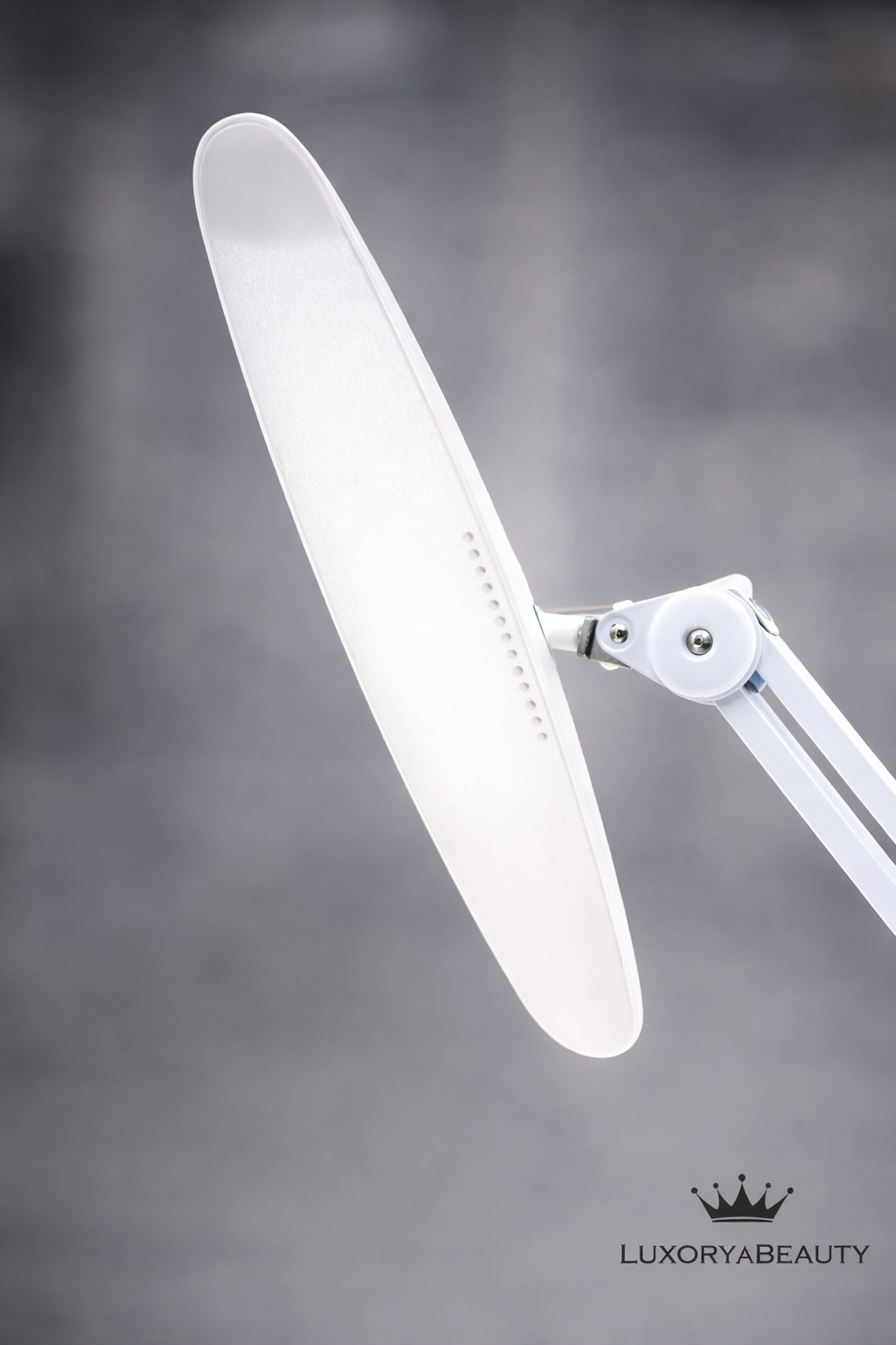 Lampă Profesională Fără Umbre SP-19 24W cu Prindere pe Masă – LED, Braț Reglabil, Lumină Naturală pentru Manichiură & Salon