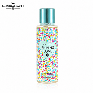 Spray Corp Parfumat Damă SHINING LOVE 250 ml – Aromă Dulce și Fresh